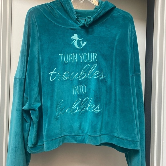 Disney loungewear Ariel “ Turn your troubles into bubbles” hoodie Size 3X - Picture 3 of 6
